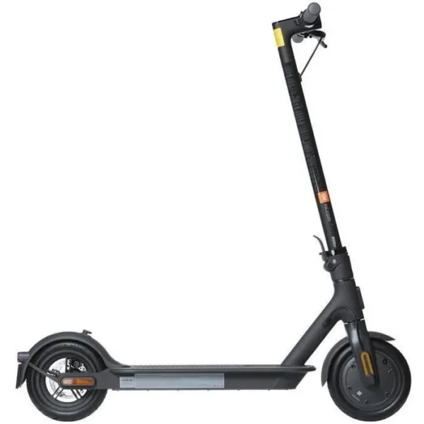 XIAOMI Essential FR – Vernetzter E-Scooter mit integriertem Schloss